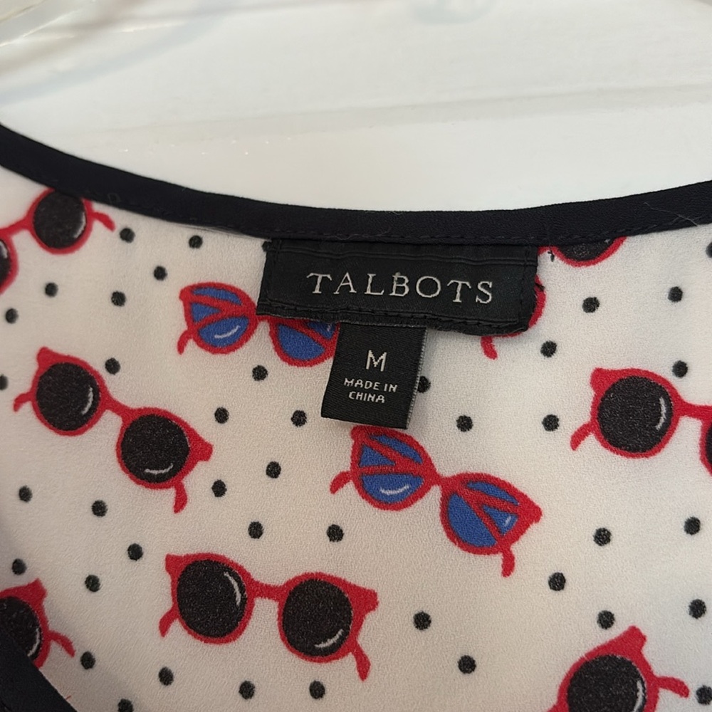 Talbots Top 🕶️ - Picture 2 of 4
